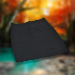 EXPRESS Black Skirt Used Has a Hole in The Back